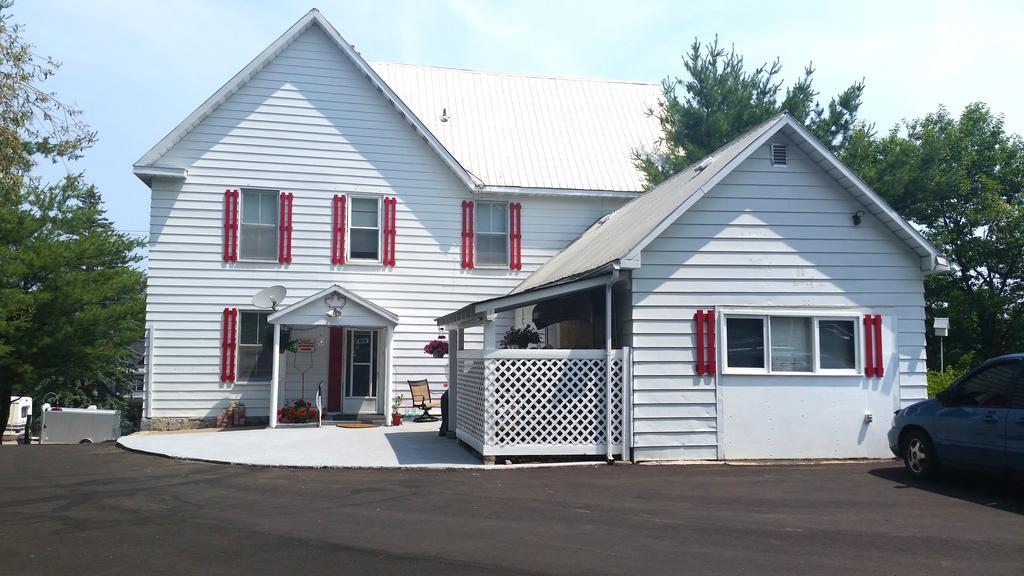 Bancroft Bed & Breakfast Exterior photo