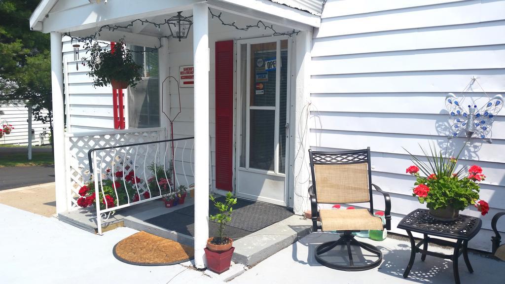 Bancroft Bed & Breakfast Exterior photo