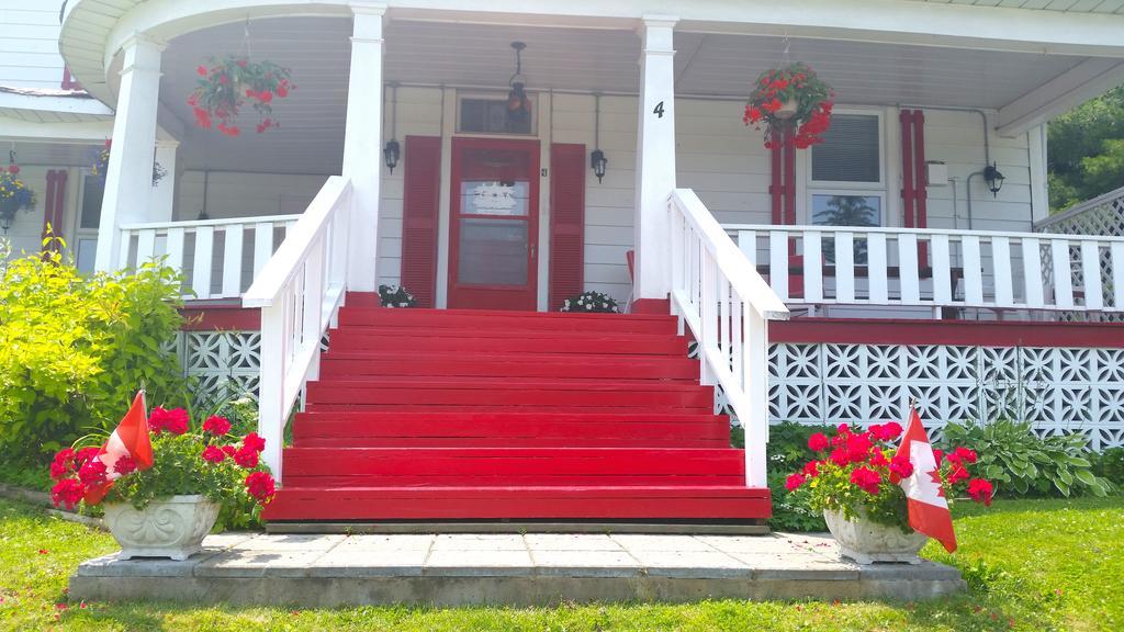 Bancroft Bed & Breakfast Exterior photo